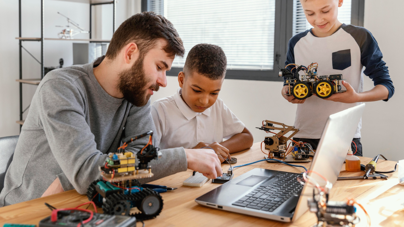Importance and Application of Machine Learning Courses for Teenager